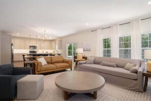 智能電視、 辦公室