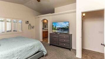 2 sovrum, skrivbord, gratis wi-fi och sängkläder