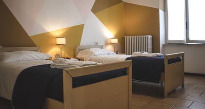 Cézanne - Holiday Apartment in La Morra