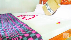 Standard Double Room, 1 Queen Bed, Balcony, Garden View | Minibar, in-room safe, desk, free WiFi - Jabali Bungalows Lodge (Jambiani)