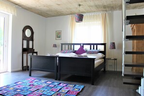 2 bedrooms, free WiFi, bed sheets