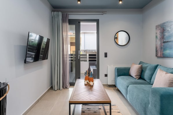 Suite | 1 bedroom - Junior Suite With Veranda Sleeps 2 Adults 2 ch (Kefalonia)