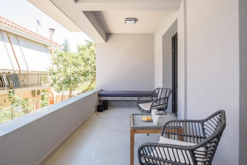 Junior Suite With Veranda Sleeps 2 Adults 2 ch