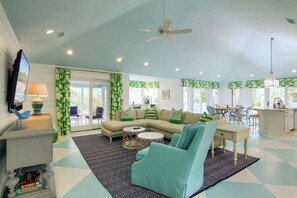 House (5 Bedrooms) | Interior