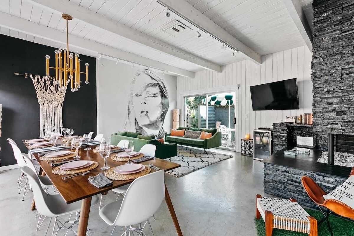 开间 (Multiple Bedrooms) | 住宿内部