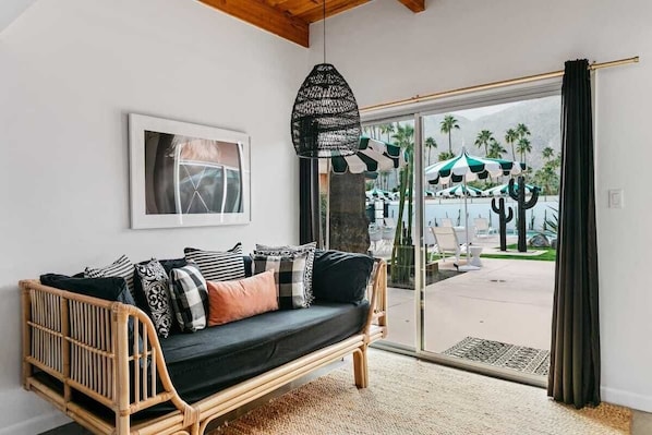 Studio (Multiple Bedrooms) | Interior