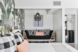 Studio (Multiple Bedrooms) | Interior