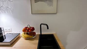 Coffee/tea maker, microwave, stovetop, toaster