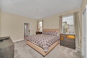 9 bedrooms, laptop workspace, iron/ironing board, bed sheets