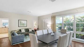 House, Multiple Beds, Patio, Garden View (Sun, Shells, & Seaspray) | Dining