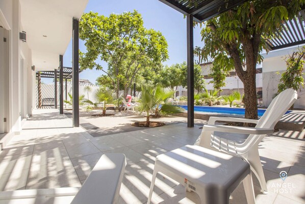 Outdoor pool, a heated pool