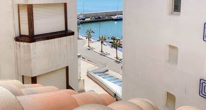 Appartement "Constance" avec vue sur la mer, Wi-Fi et climatisation.