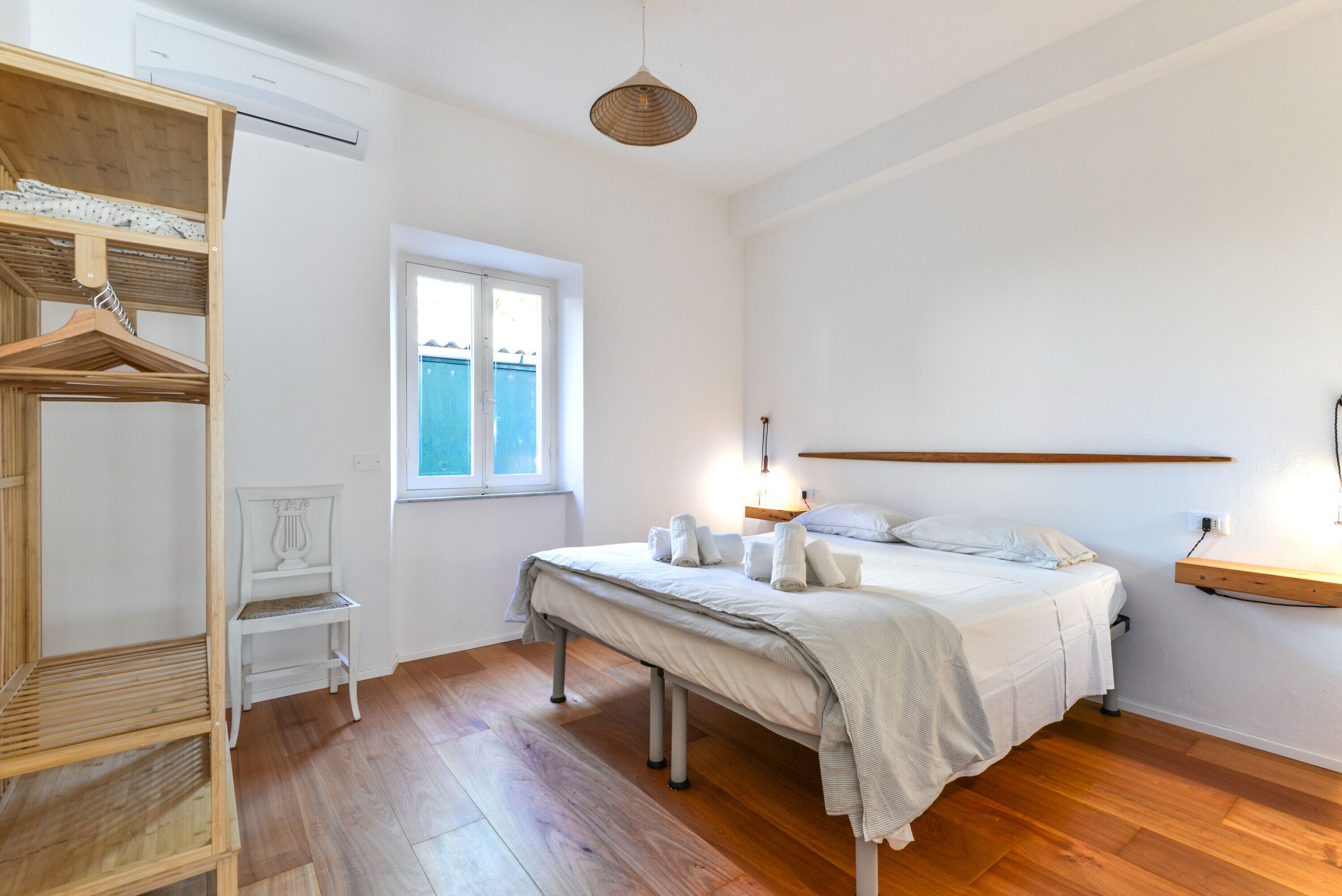 2 室のベッドルーム、WiFi (無料)