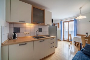 Interior - Farmhouse "Bauernhof Oberkapillhof 1" with Mountain View, Shared Garden & Wi-Fi (Meltina)