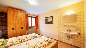 2 camere, Wi-Fi gratuito, lenzuola