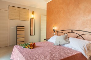 2 makuuhuonetta, ilmainen Wi-Fi, vuodevaatteet