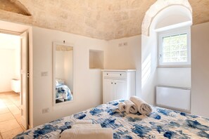 1 غرفة نوم ومكواة/لوح كي وواي فاي مجانًا وملاءات أسرّة