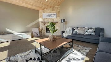 Luxury House | Living area