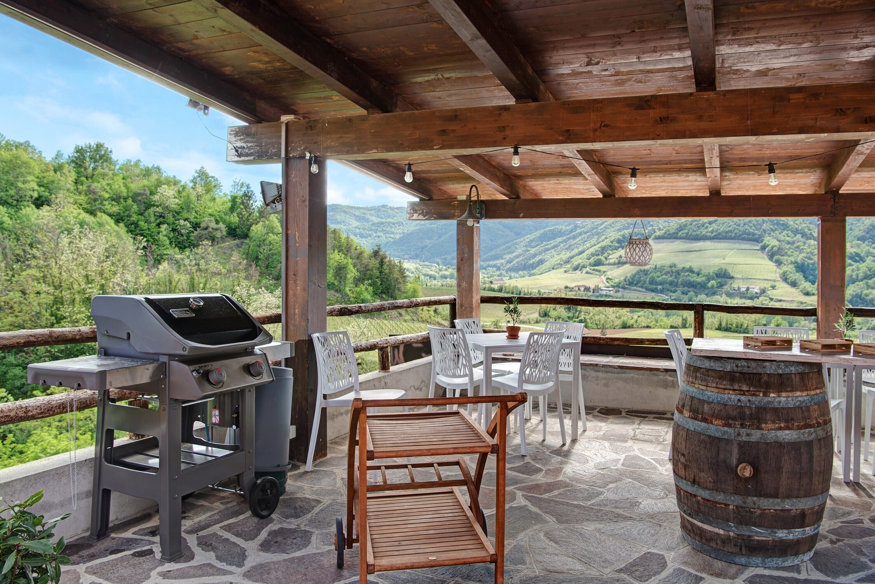 تناول الطعام بالخارج