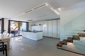 Interior - Villa 'Naturamar' with Private Terrace, Wi-Fi and Air Conditioning (Muro)