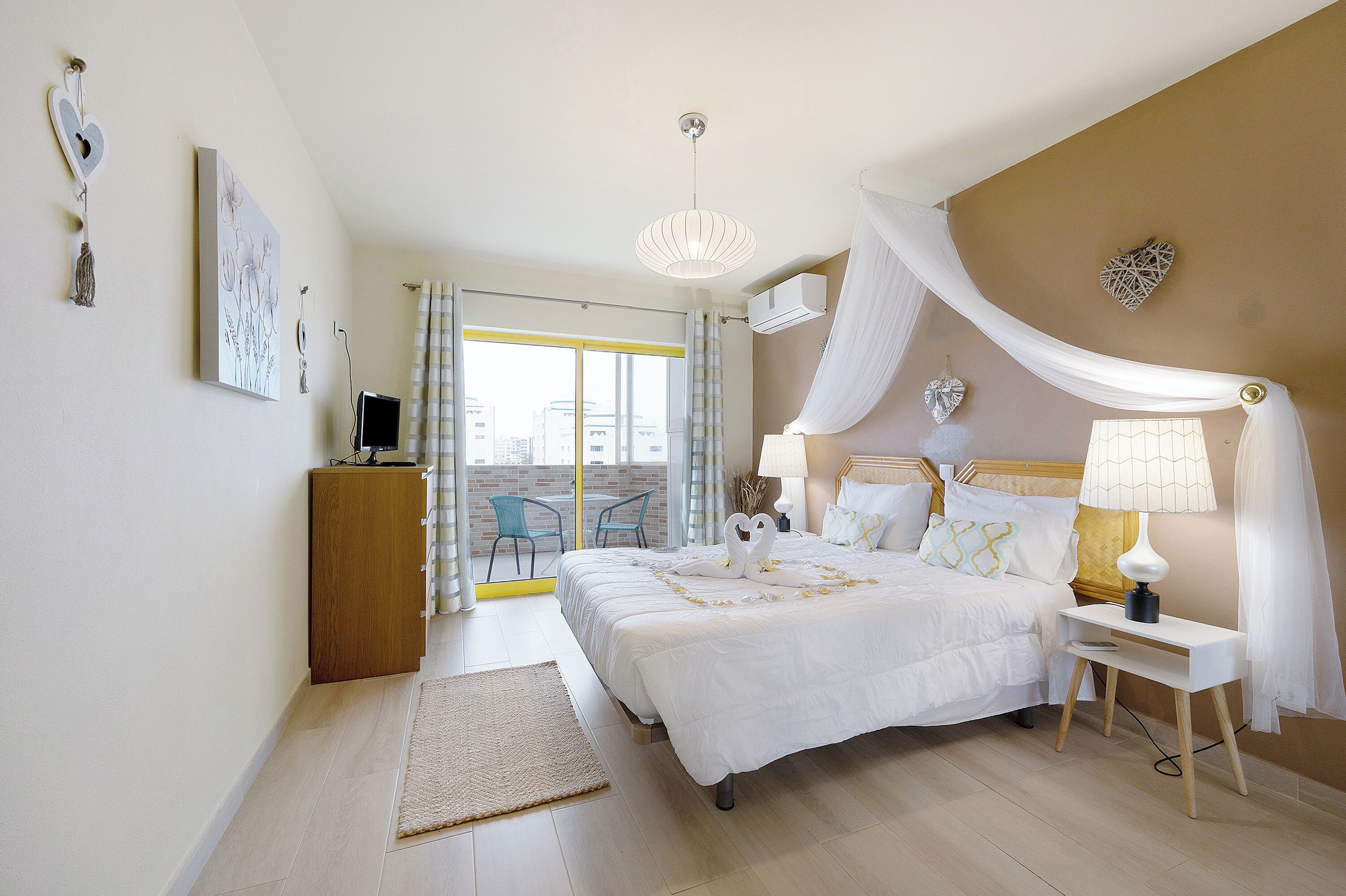 1 quarto, ferros/tábuas de passar roupa, Wi-Fi de cortesia