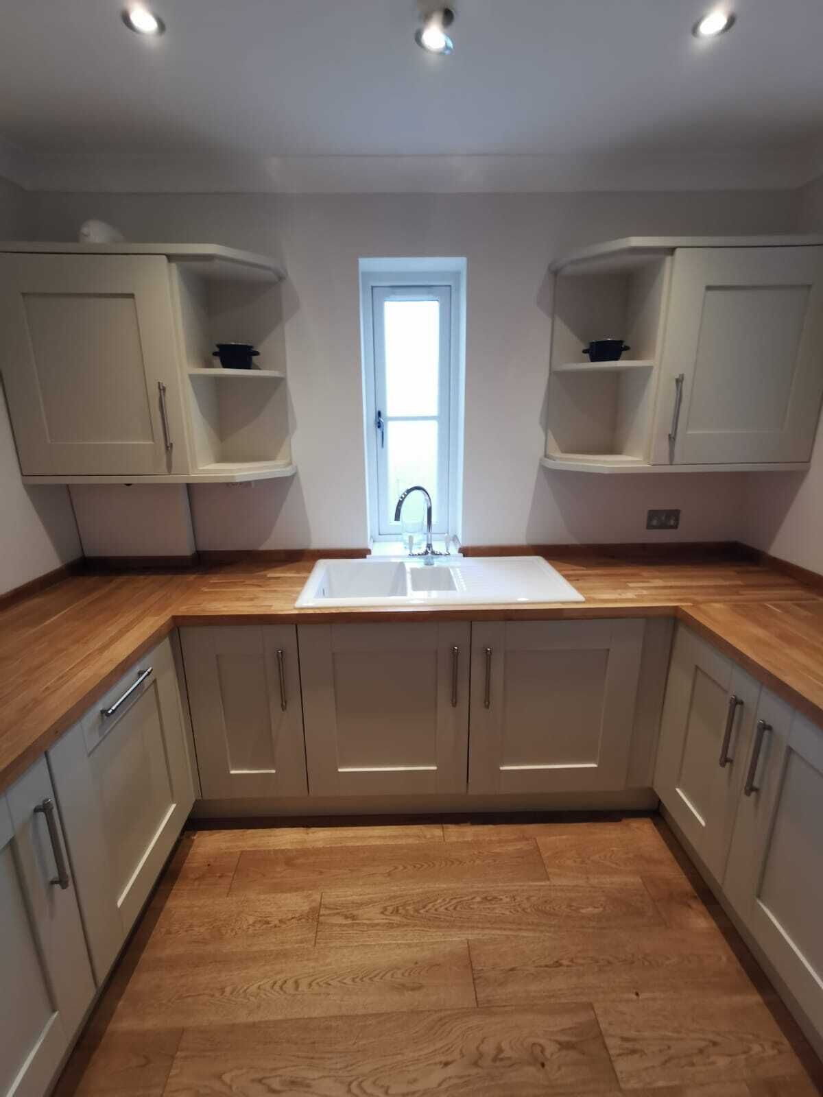 Deluxe Townhome | Private kitchen