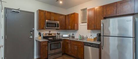 Fridge, microwave, oven, stovetop