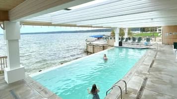 Piscina externa, piscina aquecida