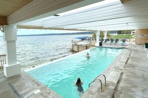 Outdoor pool, a heated pool