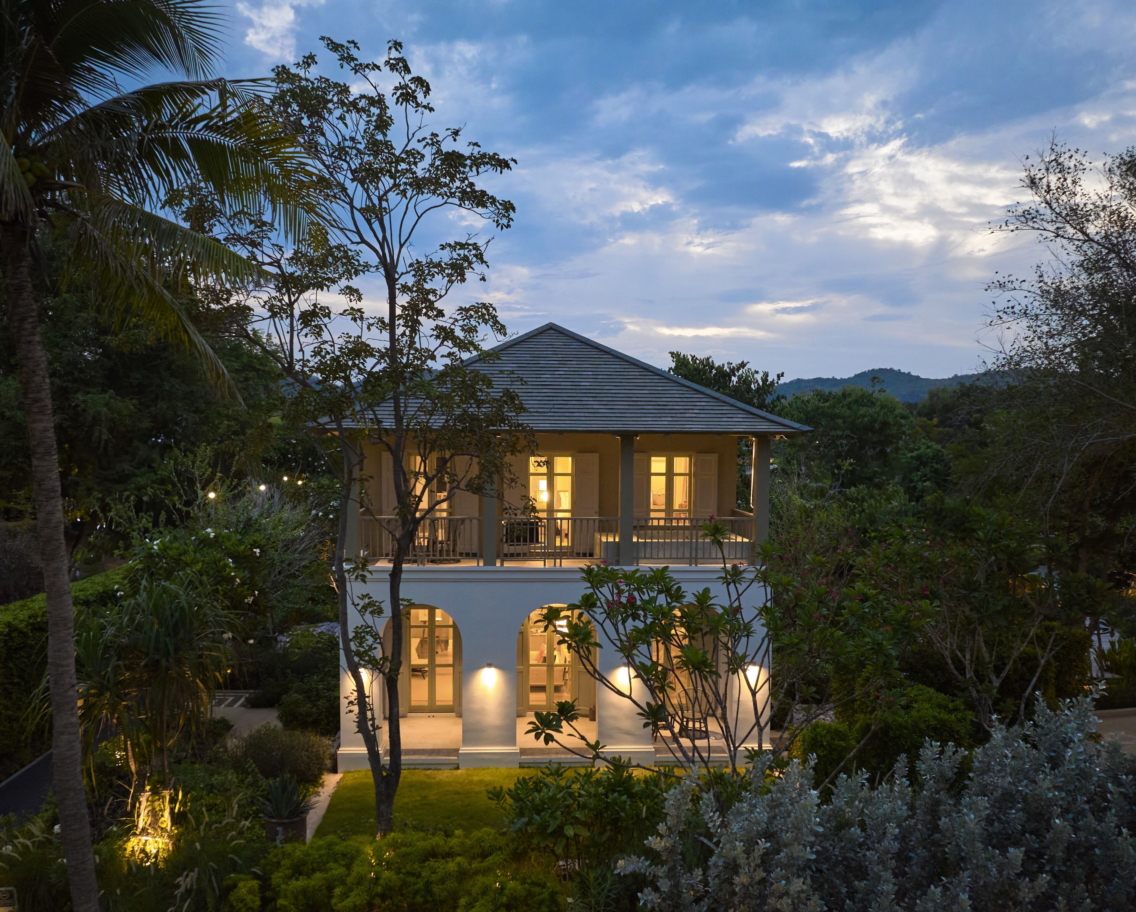 Free minibar items, soundproofing, free cribs/infant beds, free WiFi