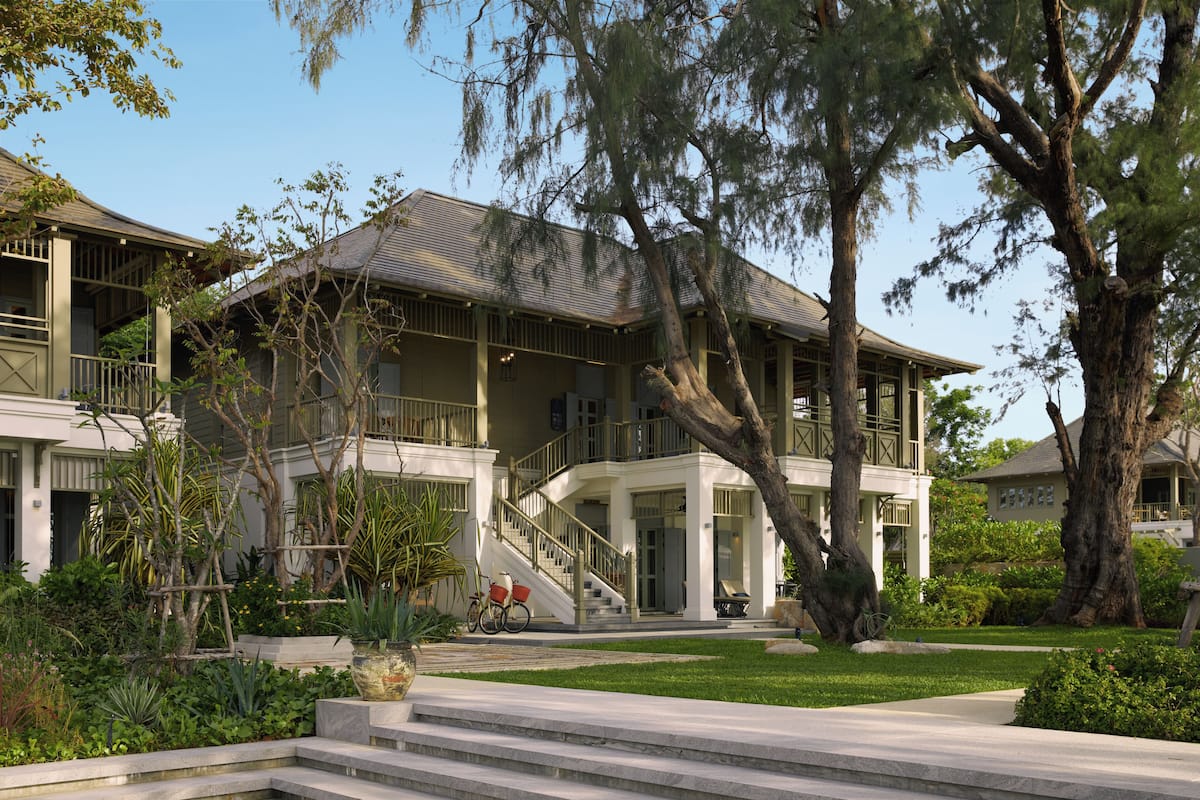 Free minibar items, soundproofing, free cribs/infant beds, free WiFi