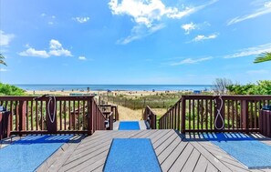 Property grounds - Amazing 3 BR 2 BA Oceanfront Unit Large Indoor Pool (Ocean City)