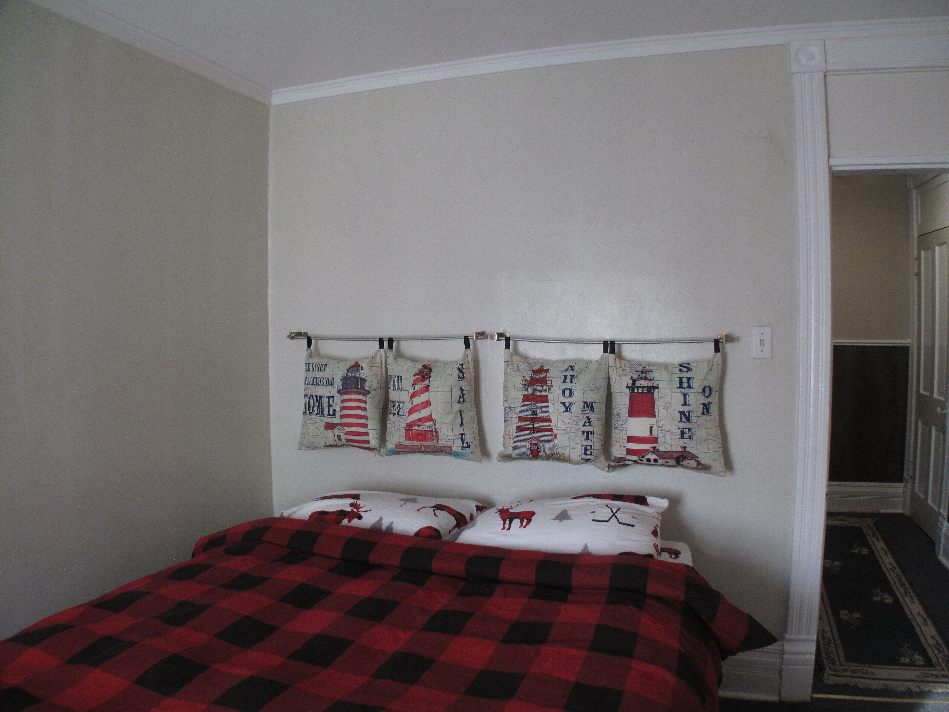 2 chambres, coffres-forts dans les chambres, bureau