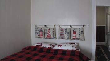 2 chambres, coffres-forts dans les chambres, bureau