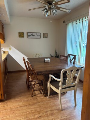 Dining -  Home on Quiet Cul de Sac with Handicap Accessibility (Kearney)