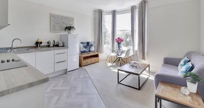 Beautiful 2-bed Apartment in Tunbridge Wells
