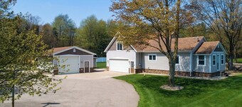 Private 5-Acre Estate | Fishing Pond + Fire Pit