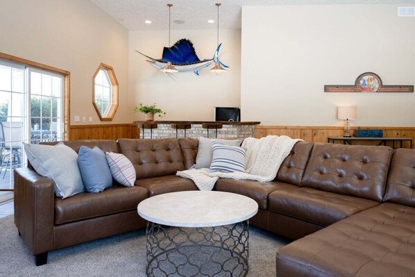 Smart TV, video-game console