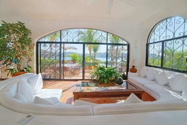 View from property - Ocean Views and a Garden to Fall in Love With (Zihuatanejo)