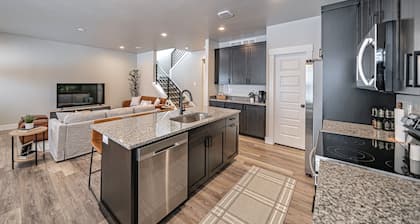 Sleeps 12 people.
