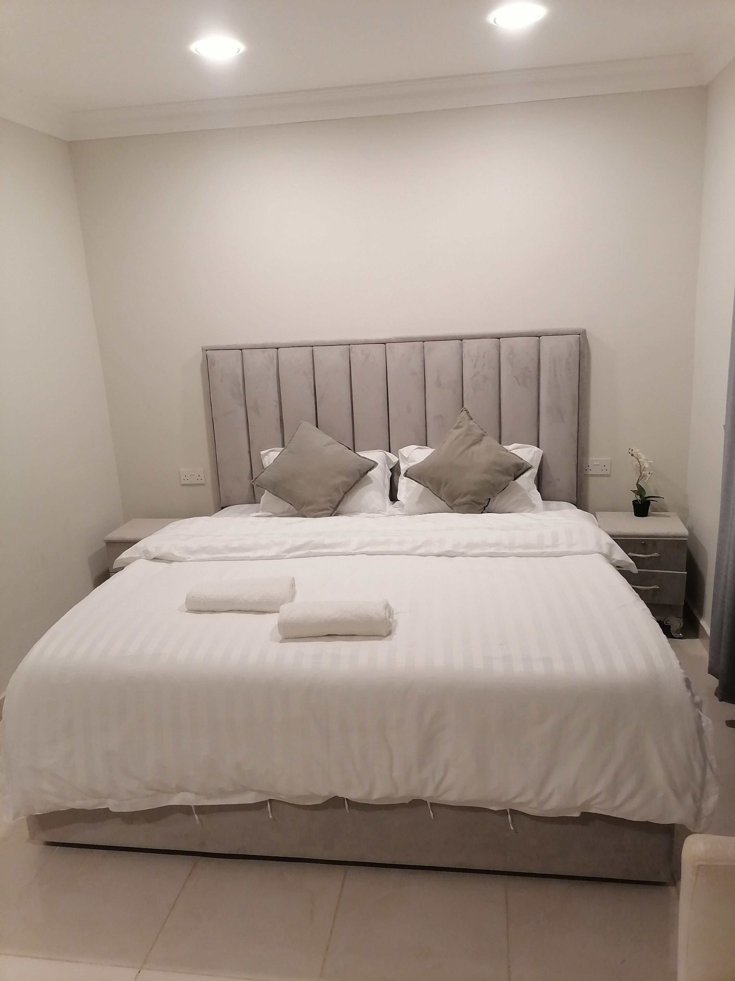 5 chambres, Wi-Fi, draps fournis