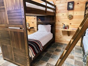 4 slaapkamers, wifi, beddengoed