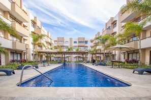 Pool - Stylish condo in Mazatlan l Pool & Terrace (Mazatlán)