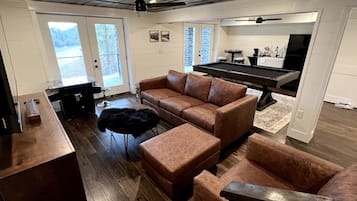 Smart TV, fireplace, video games