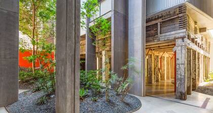 Chic 1-Bed Apartment in the Heart of Newtown