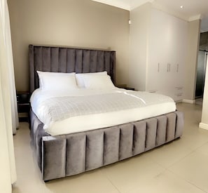 4 chambres, Wi-Fi, literie fournie