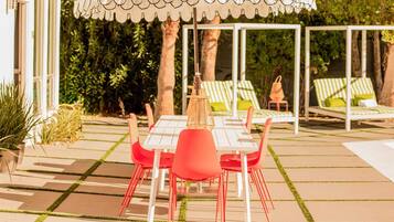 Studio (Multiple Bedrooms) | Interior