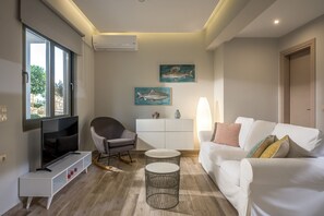 Deluxe Villa | Living area