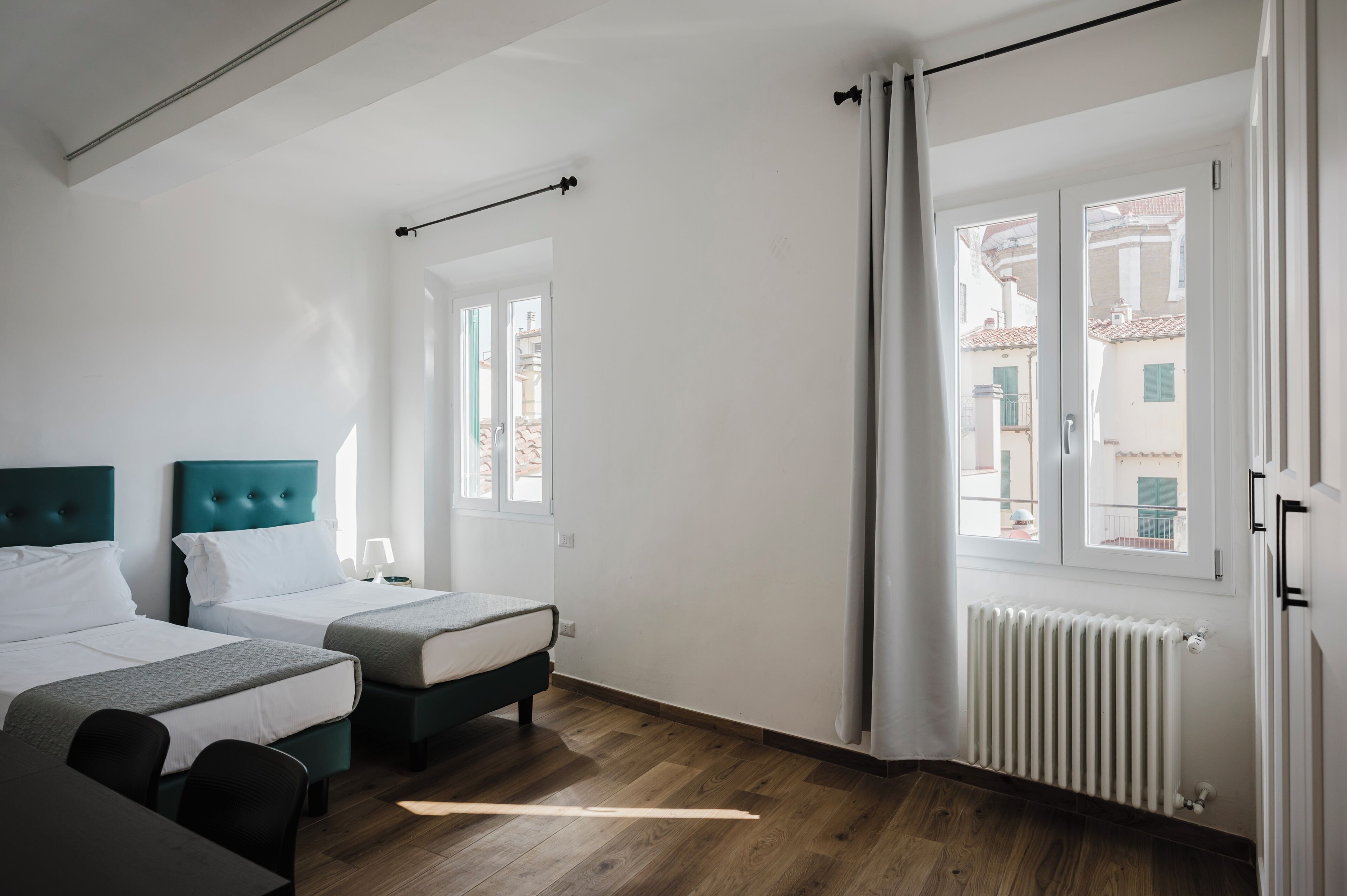 3 habitaciones, tabla de planchar con plancha y wifi gratis 