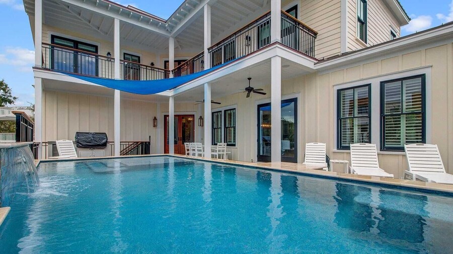 4 36th Avenue by Avantstay Chef's Kitchen, Rooftop & Pool!